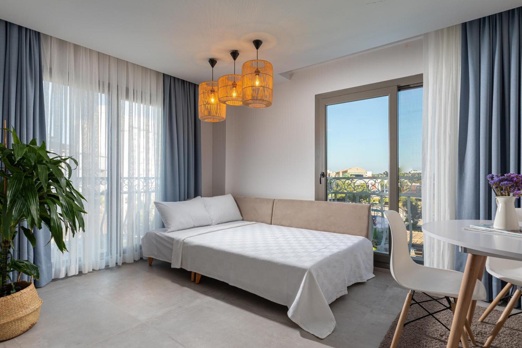 Cumbalica Garden Hotel Çeşme Εξωτερικό φωτογραφία